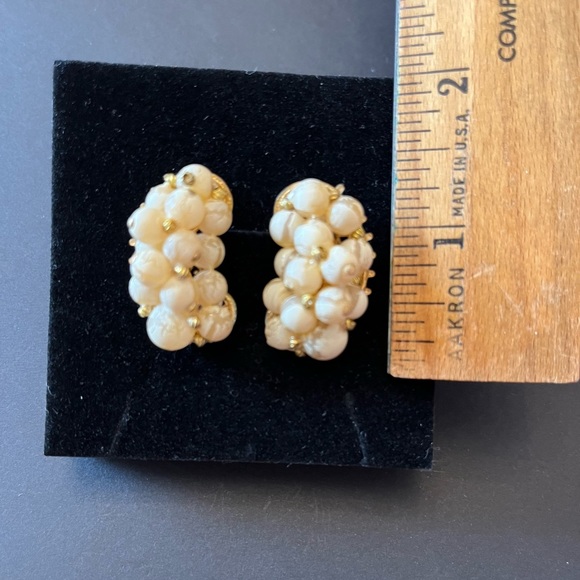 Vintage “Forbidden Fruit” Clip Earrings - Picture 5 of 10